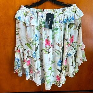 Sara Campbell Boston adorable white floral top